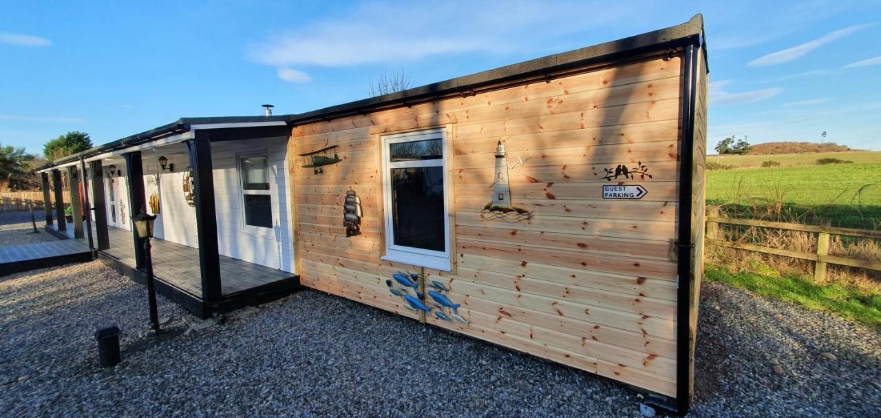 Spacious Well Equipped Chalet Bungalow Close To Nairn, Auldearn エクステリア 写真
